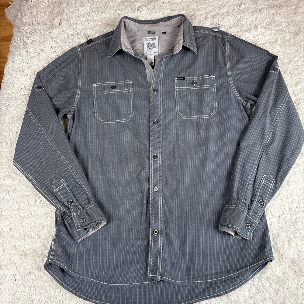 Buffalo David Bitton Men’s L Gray Pinstripe Button Front Roll Tab Shirt